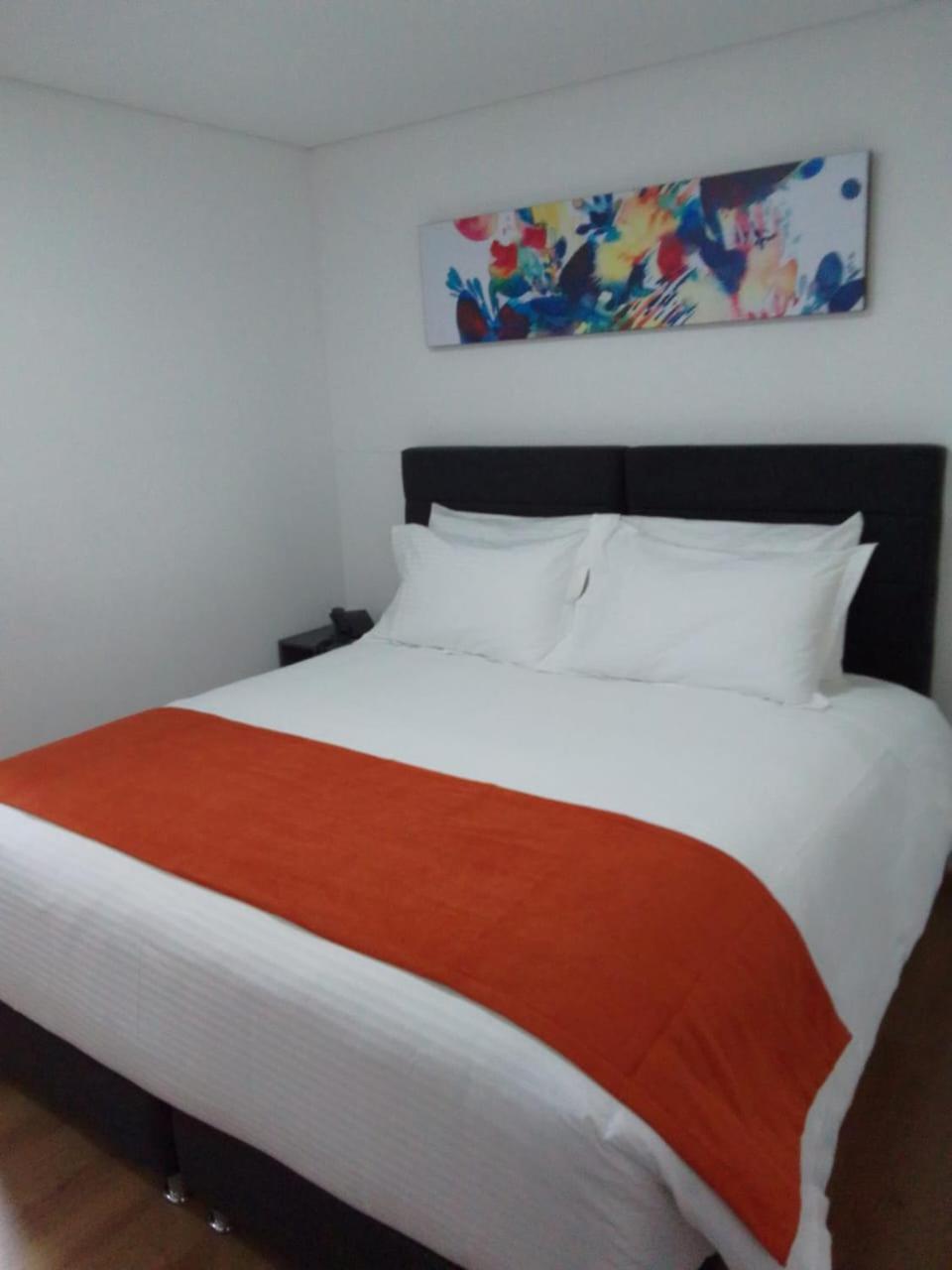 Hotel Portal De Los Andes ボゴタ エクステリア 写真