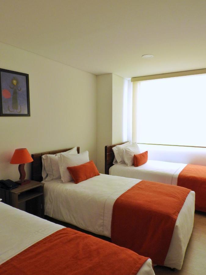 Hotel Portal De Los Andes ボゴタ エクステリア 写真